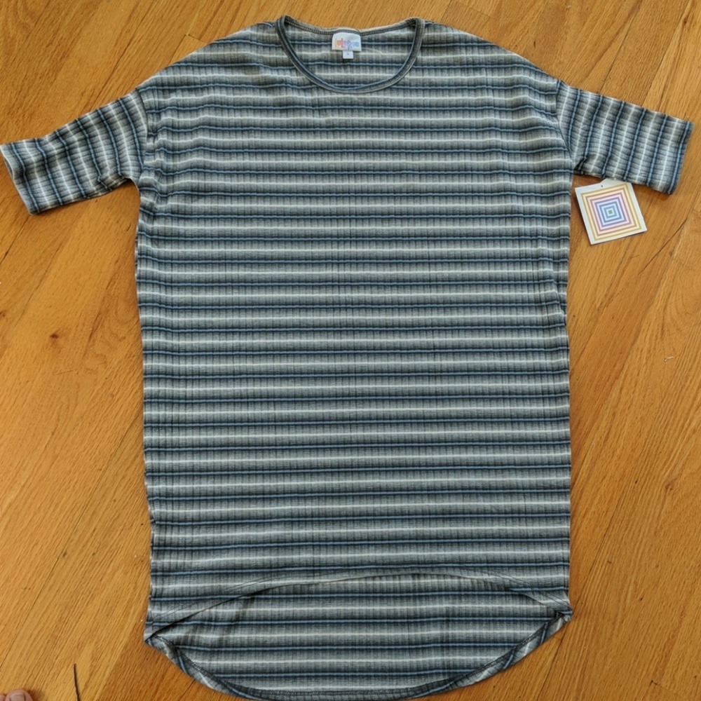 Luluroe shirt